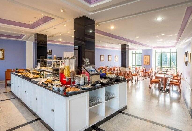 هتل AZZ Merida Medea