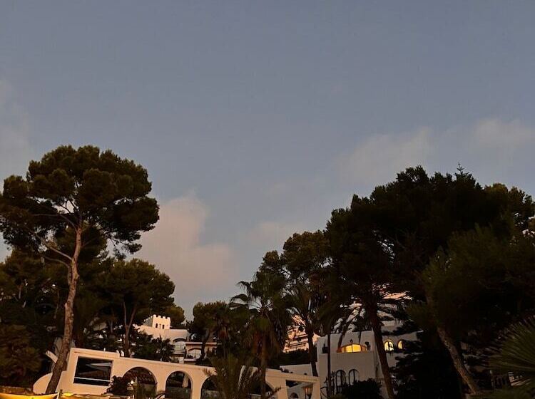 호텔 Bon Sol Resort & Spa