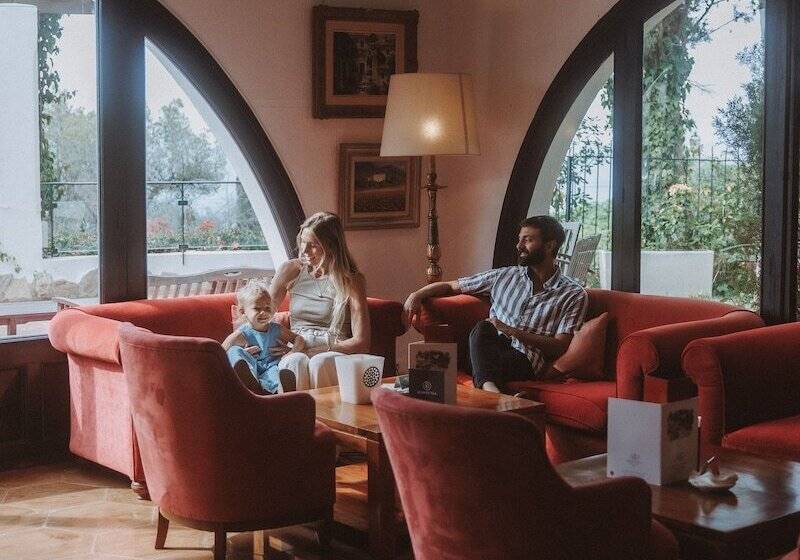 호텔 Bon Sol Resort & Spa