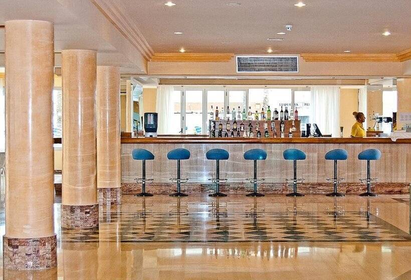 هتل Bq Sarah Adults Only