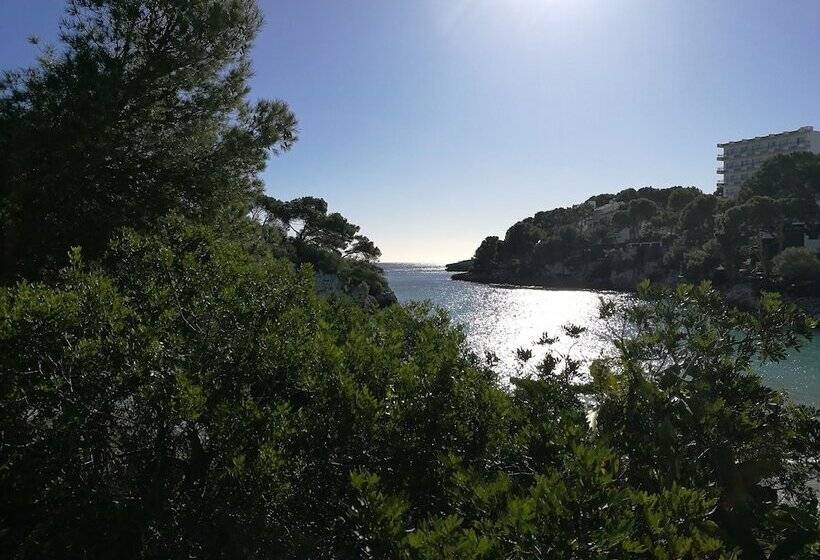 هتل Cabot Cala Ferrera