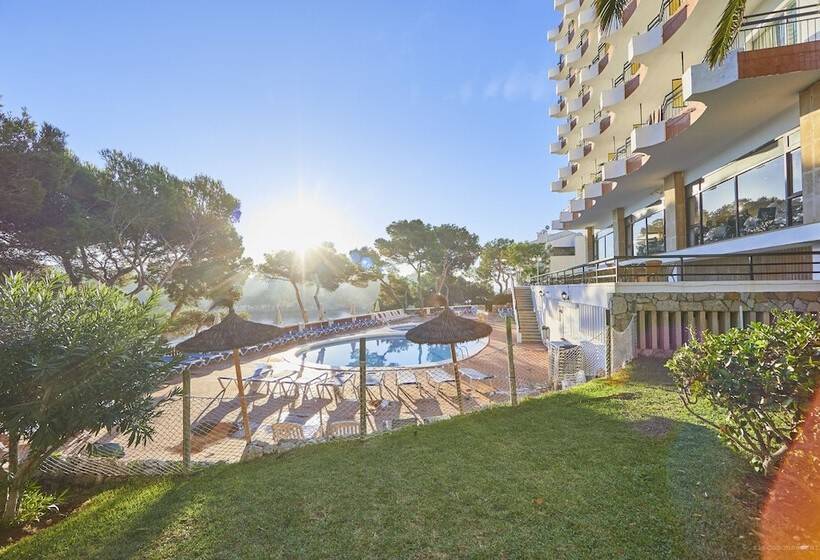 هتل Cabot Cala Ferrera