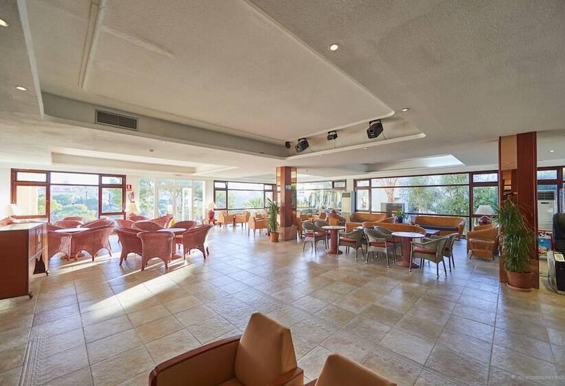 هتل Cabot Cala Ferrera