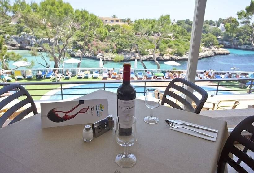 هتل Cabot Cala Ferrera