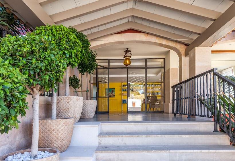 Отель Cala Sant Vicenç   Adults Only