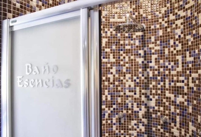 فندق Virgen de Covadonga