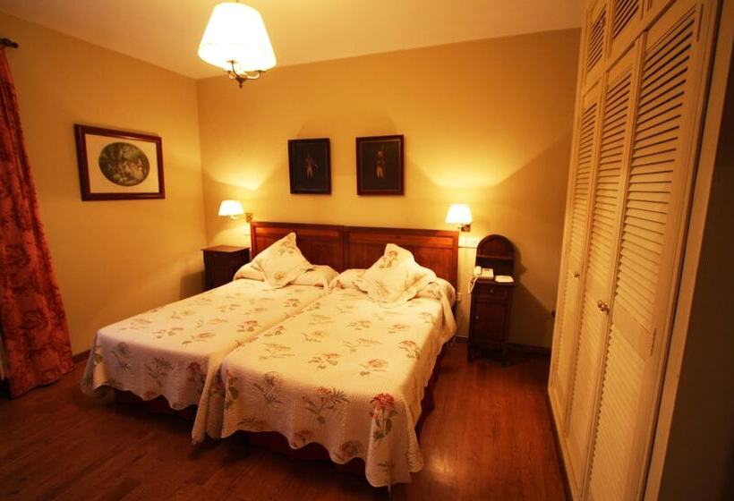 בית מלון כפרי Casona Del Busto