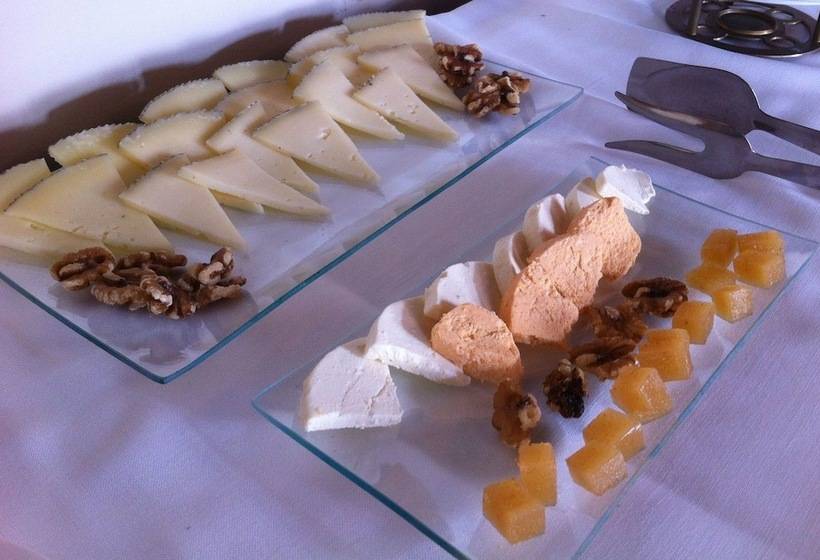 בית מלון כפרי Casona Del Busto