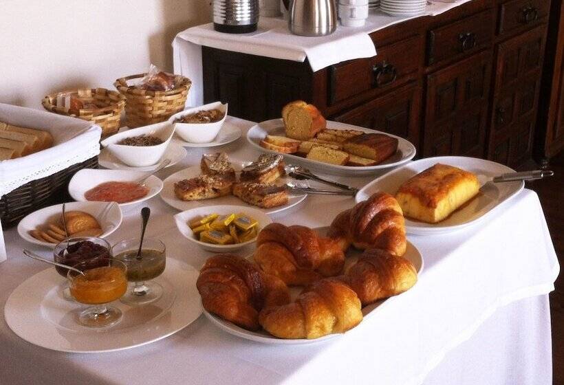 בית מלון כפרי Casona Del Busto