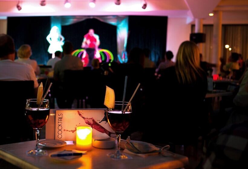 فندق Cm Castell De Mar