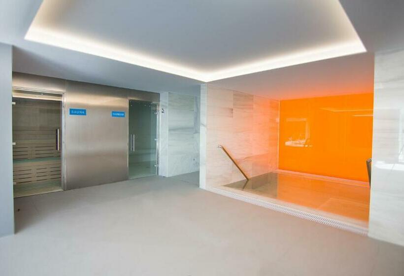 فندق Cm Playa Del Moro