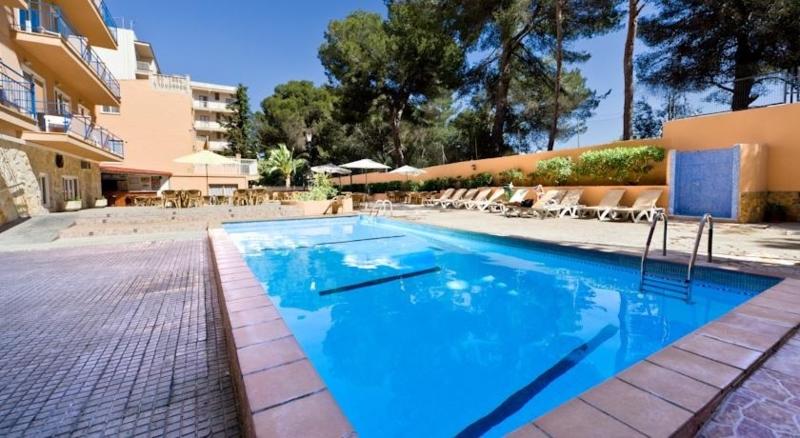 Отель Costa Mediterraneo