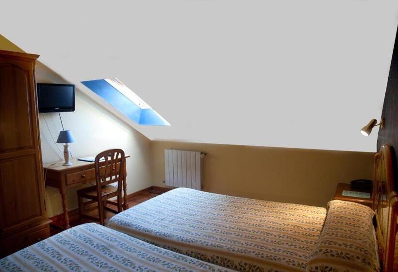 هتل Cuevas Del Mar