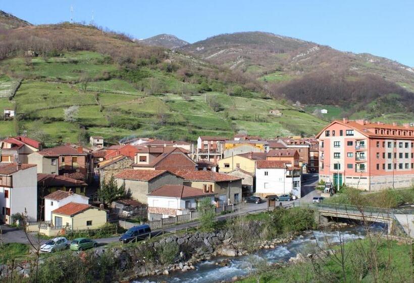 فندق Restaurante De Torres