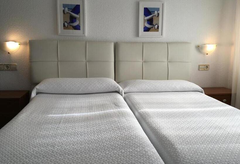 Отель Derli Sella