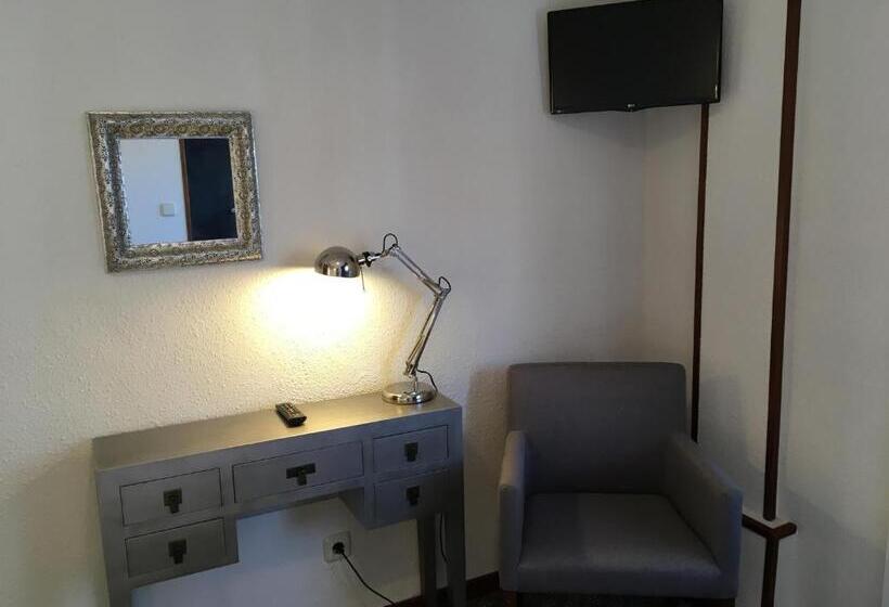 Отель Derli Sella