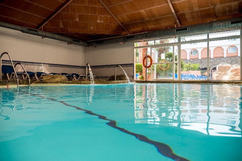 בית מלון כפרי Diver Roquetas