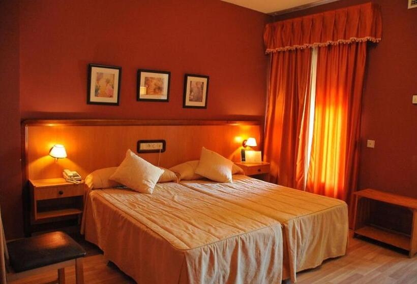 בית מלון כפרי Don Juan