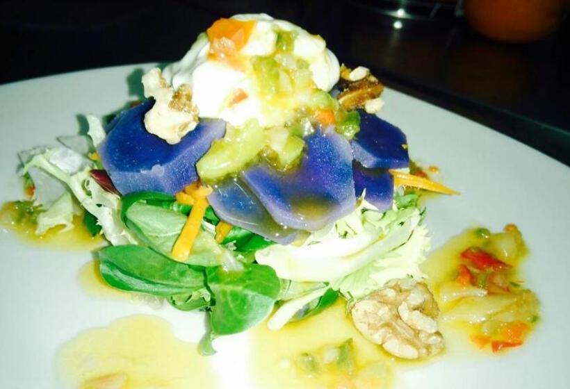 فندق El Emigrante