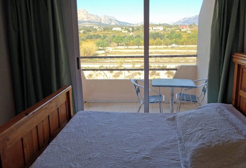 בית מלון כפרי Europa