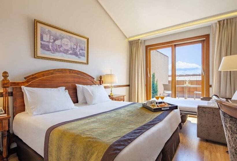 فندق Exe Reina Isabel