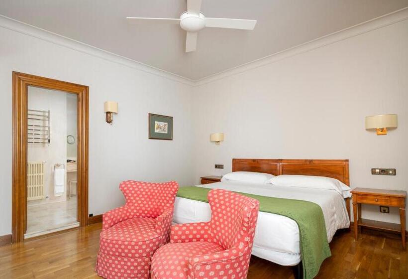 בית מלון כפרי Hernan Cortes