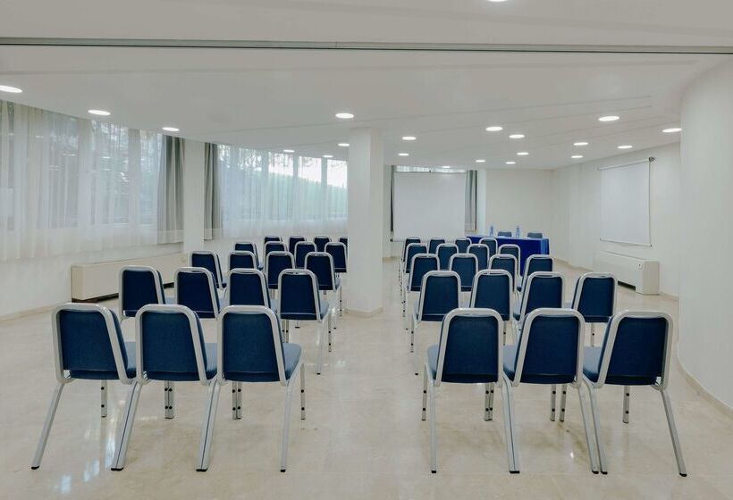 هتل Hesperia Ciudad De Mallorca