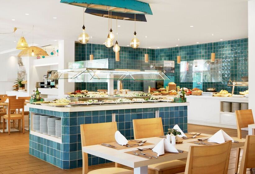 ホテル Iberostar Waves Club Cala Barca