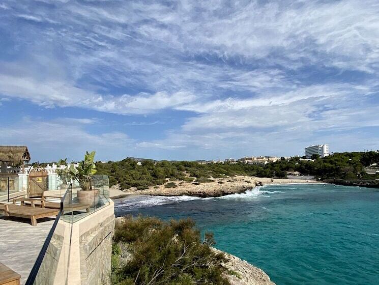 Отель Icon Valparaiso  Adults Only