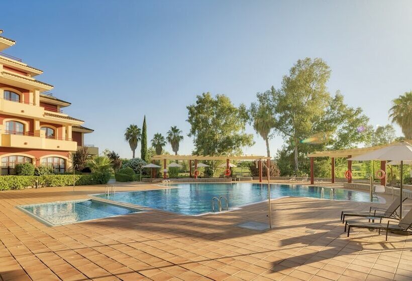 فندق Ilunion Golf Badajoz