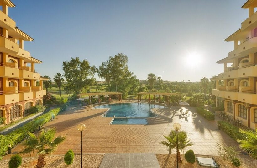 فندق Ilunion Golf Badajoz