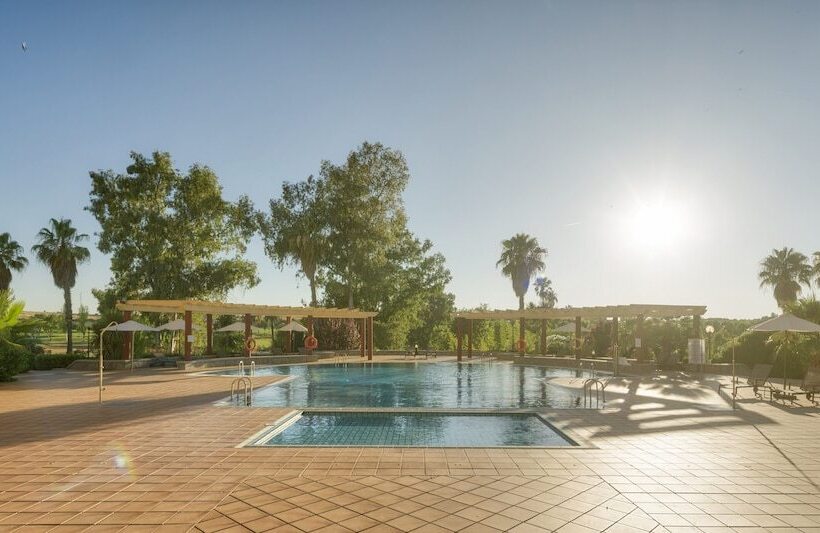 فندق Ilunion Golf Badajoz