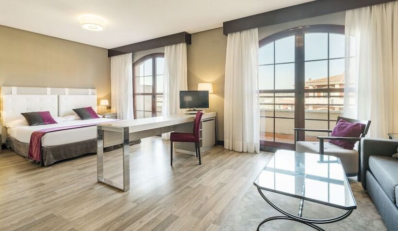 فندق Ilunion Golf Badajoz