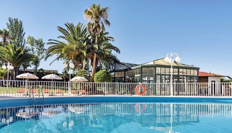 هتل Ilunion Las Lomas