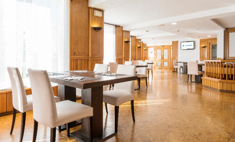 هتل Ilunion Las Lomas