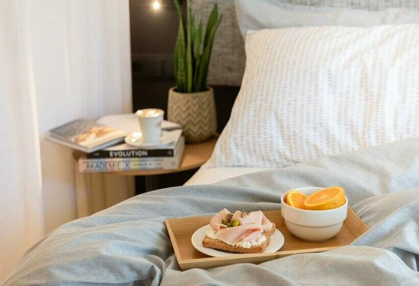 هتل Innside Costablanca - Adults Only