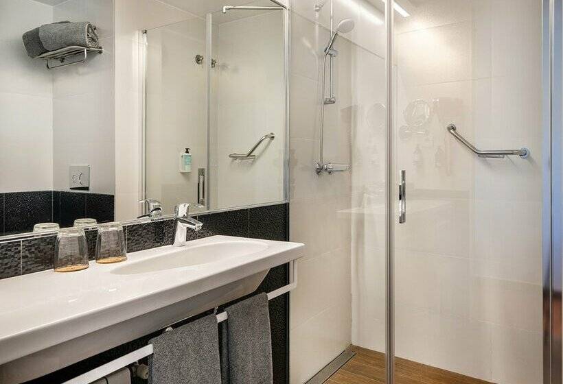 هتل Innside Costablanca - Adults Only