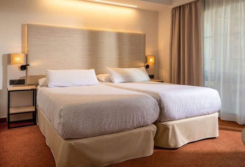 هتل Innside Costablanca - Adults Only