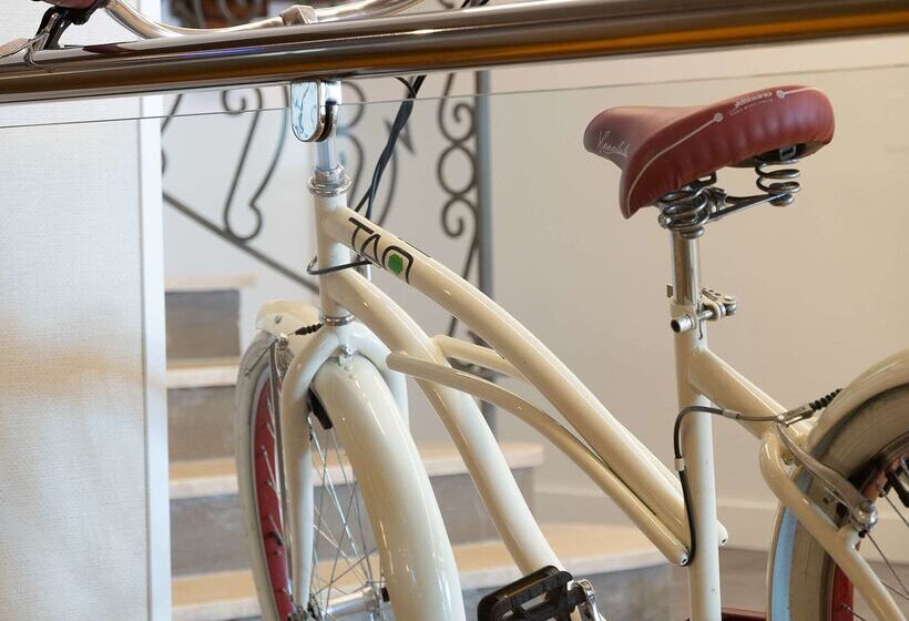 هتل Innside Costablanca - Adults Only