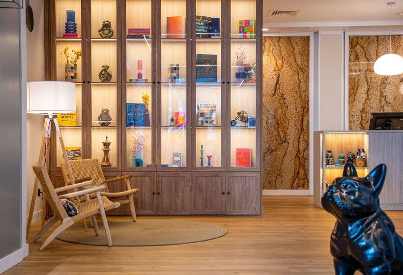 هتل Innside Costablanca - Adults Only