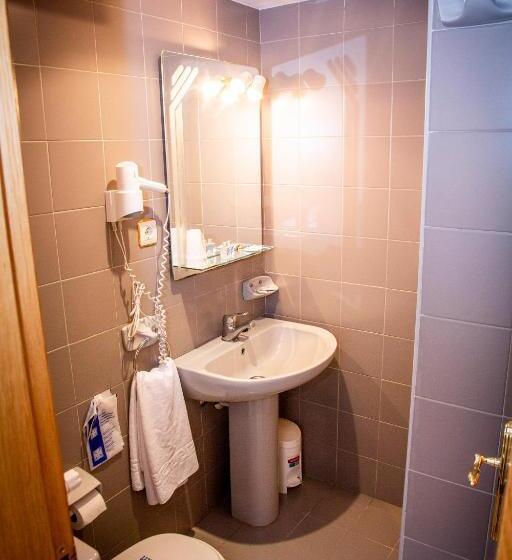 בית מלון כפרי Isabel Rooms   Suarez Inclán 38