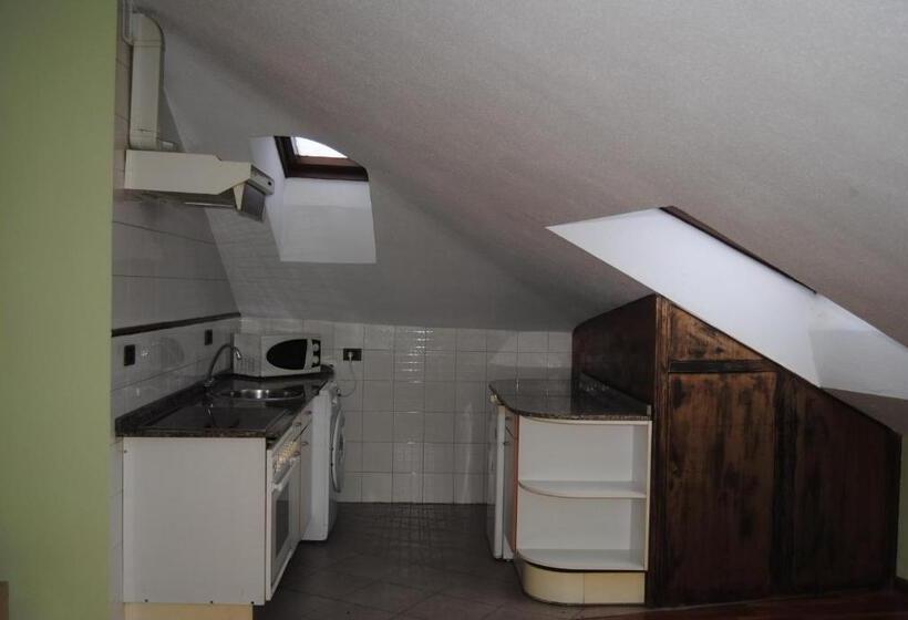 בית מלון כפרי La Casona De Jovellanos