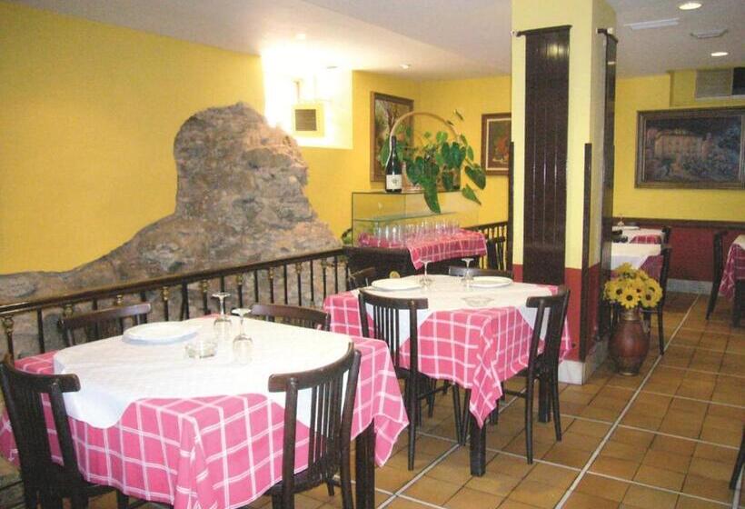 בית מלון כפרי La Casona De Jovellanos