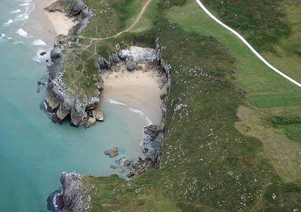 هتل La Encina Celorio Llanes