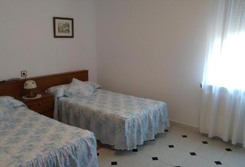 فندق La Encina Celorio Llanes