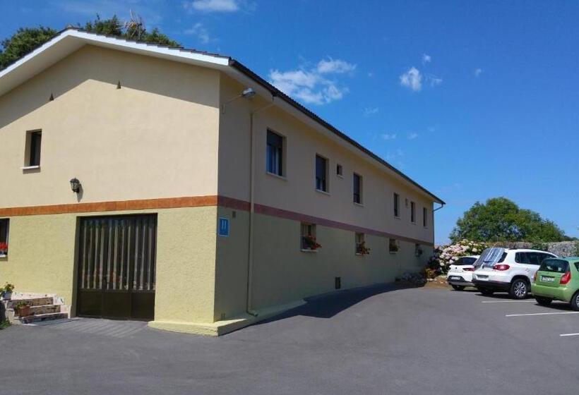 فندق La Encina Celorio Llanes