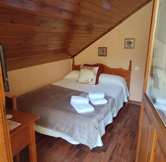 בית מלון כפרי La Salmonera Cangas De Onís