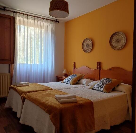 בית מלון כפרי La Salmonera Cangas De Onís