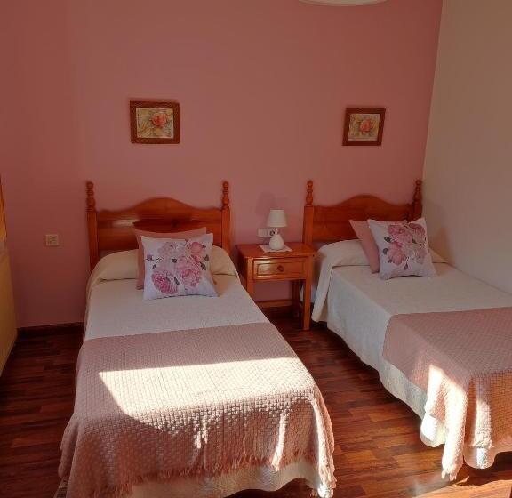 בית מלון כפרי La Salmonera Cangas De Onís