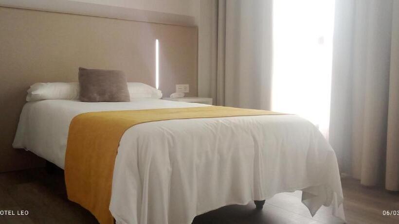 هتل Leo